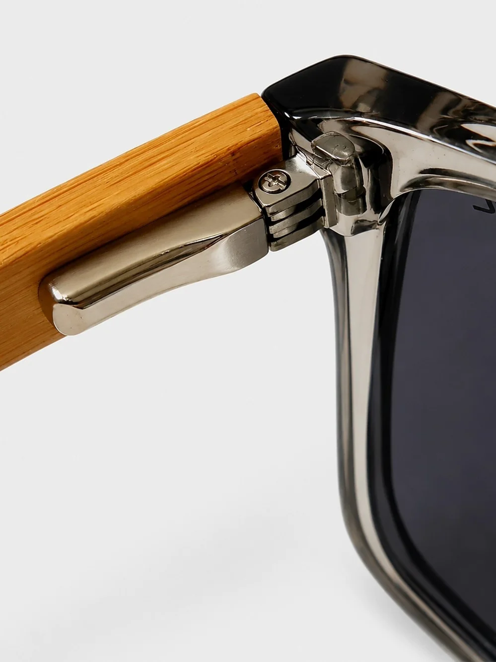 O'NEILL Sunglasses Gray Lenses Clear Transparent Frame Wood Temples Unisex